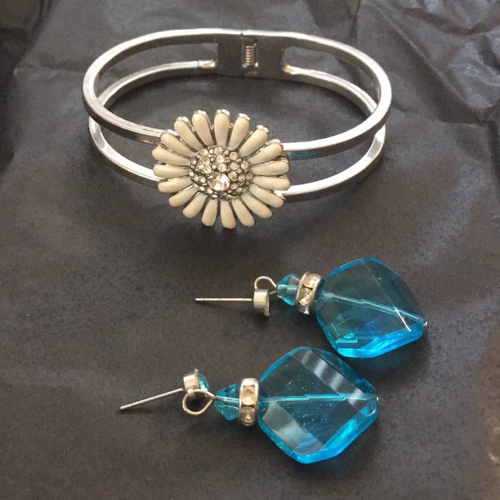 Cookie Lee Bracelet and fancy Earrings bundle